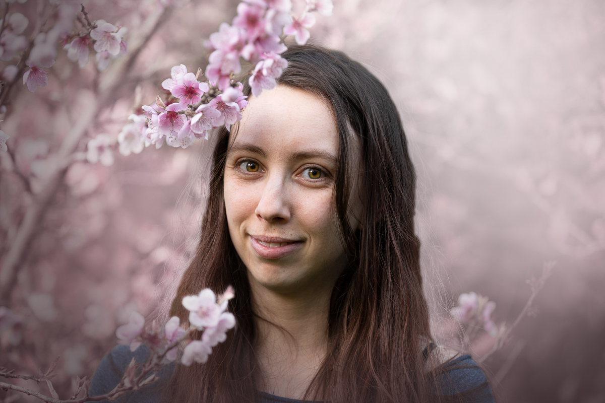 portrait femme fleurs roses cerisier shooting photo