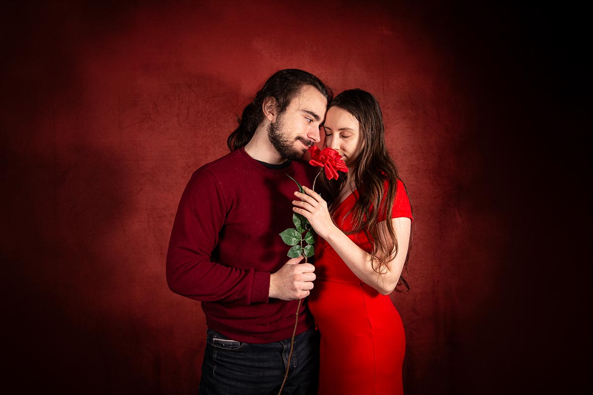 Saint valentin couple toile rouge